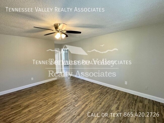 Photo - 997 Kirk Ave