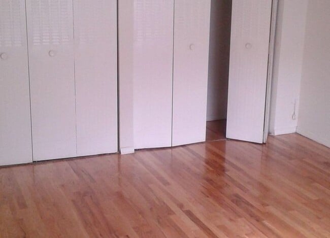 Photo - 1515 W Morse Ave