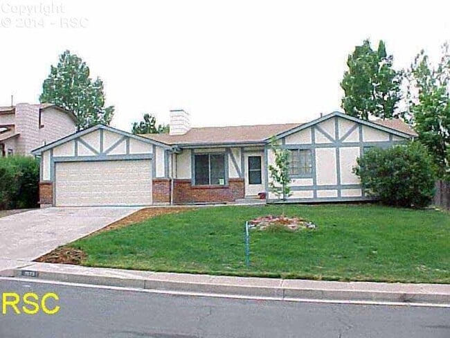 Building Photo - Ranch Style Home for Rent in D20 Schools w...