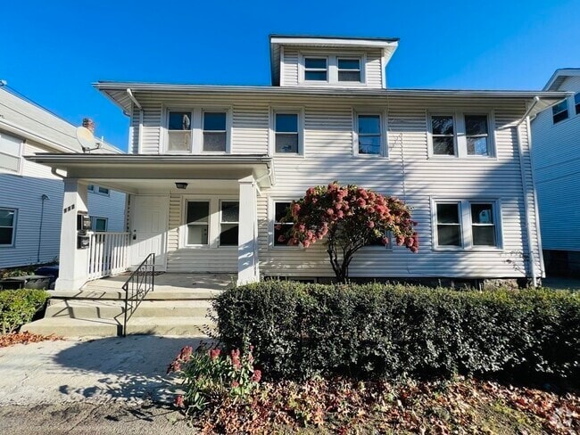 Building Photo - 112 Brush Hill Rd Unit 2 Rental