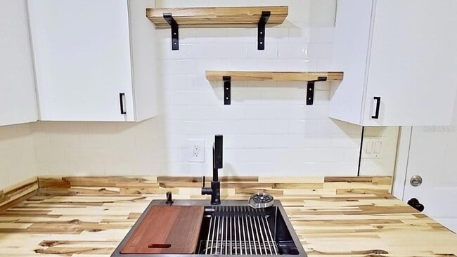 Photo - 5000 3rd Ave N