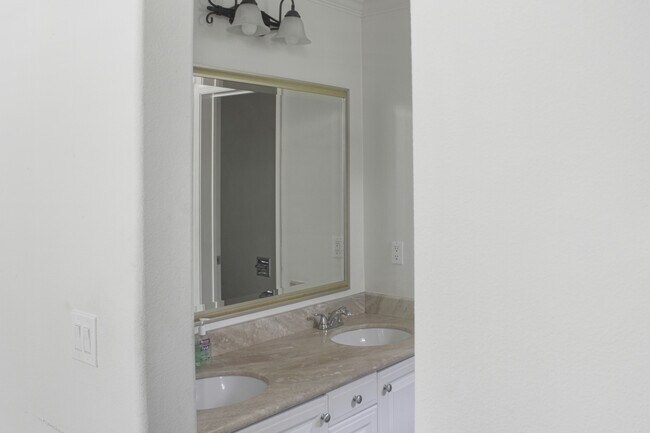 Photo - 2480 E Villa St