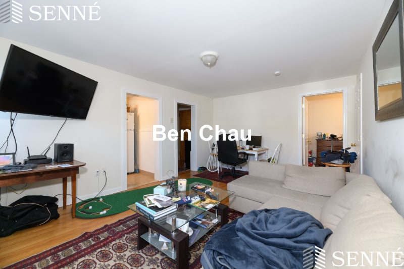 Photo - 720 Massachusetts Ave