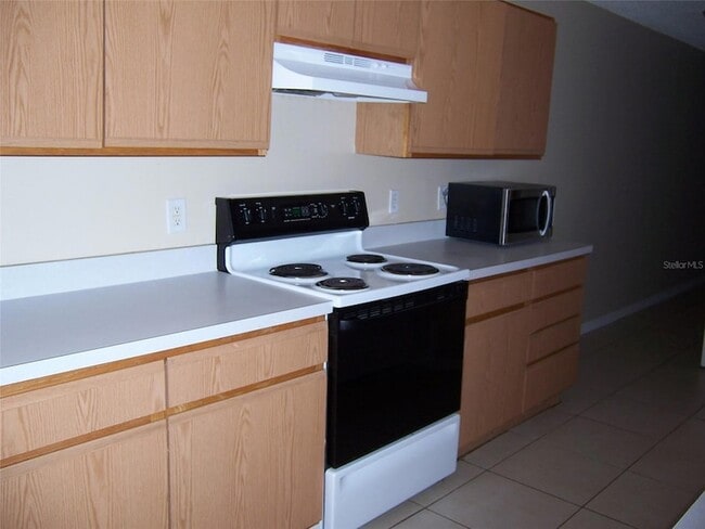 Photo - 40 E 10th St