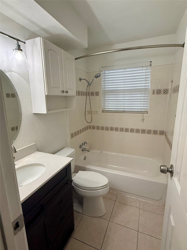 Photo - 11731 Bowie Dr