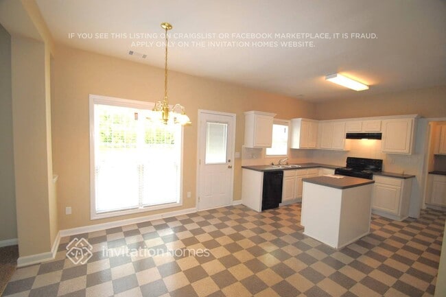 Photo - 3740 Cranford Dr SW