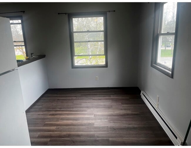 Photo - Memorial Unit 3