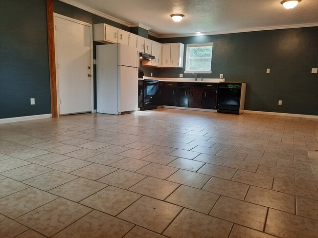 Photo - 3034 Stillwell Blvd