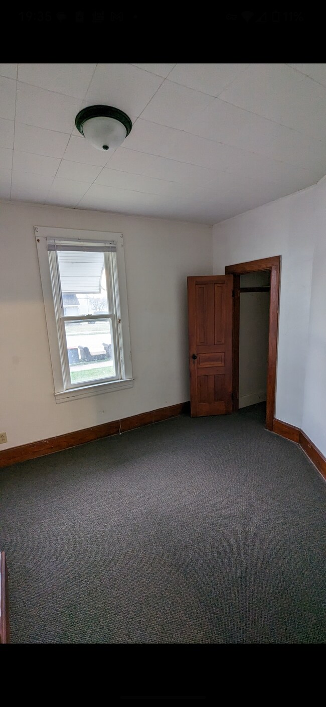 Photo - 1037 25th St Unit 3 Bed Apartment Lower