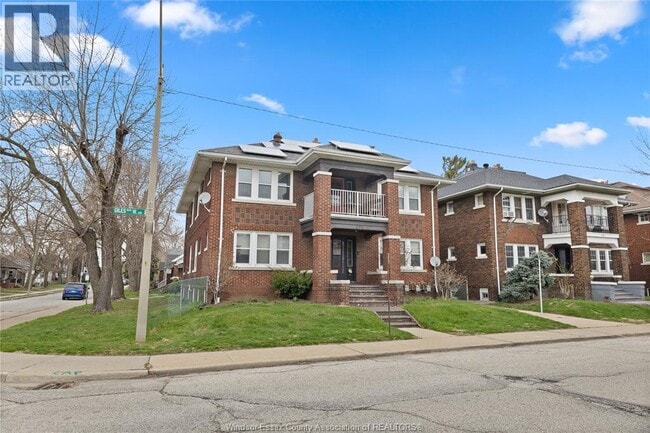 Photo - 490 Giles Blvd W Unité 3