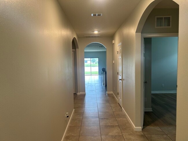 Photo - 6270 NW Regent St