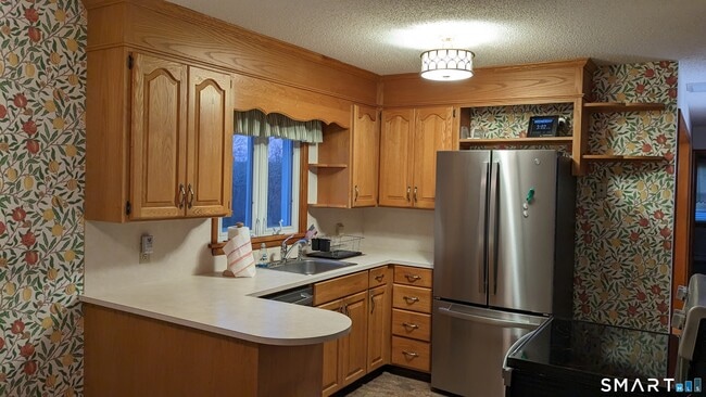 Photo - 1660 Guernseytown Rd