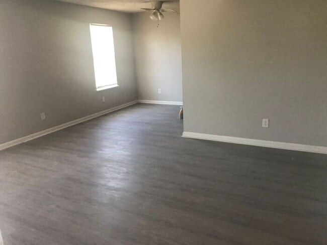 Building Photo - North Augusta Apartment for Rent!