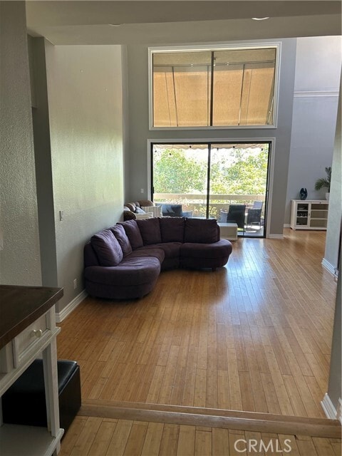 Photo - 5330 Yarmouth Ave Unidad 314 Rental