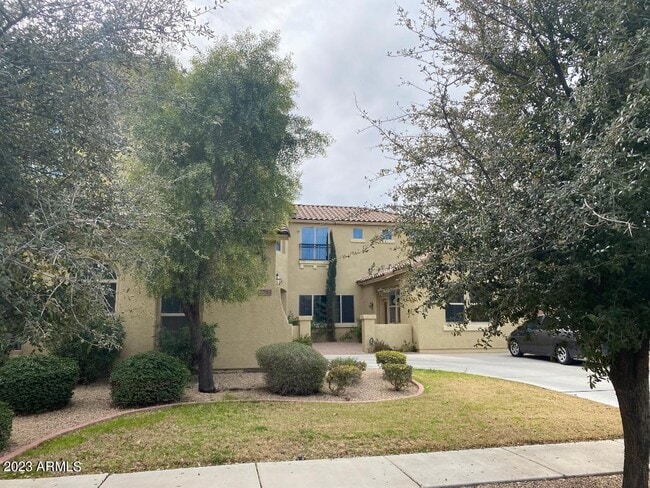 Photo - 2757 E Powell Way