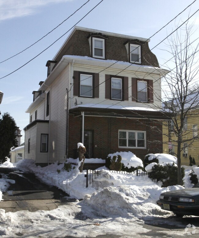 Photo - 531 Madison Ave