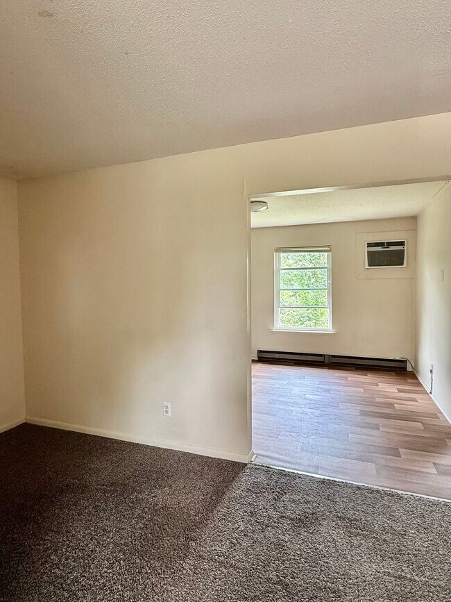 Photo - 141 Hendricks Blvd Unit 141-6