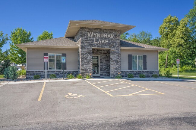 Wyndham Lake Villas