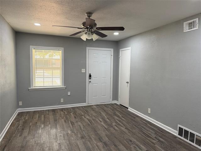 Photo - 2506 Normont Cir