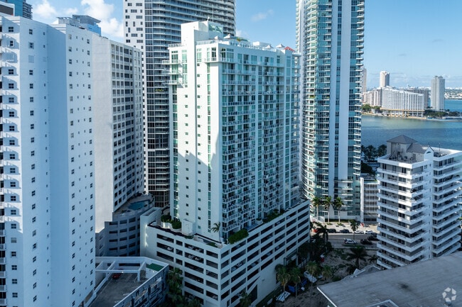 218 SE 14th St - Emerald at Brickell