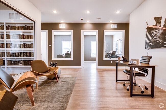 Leasing Office