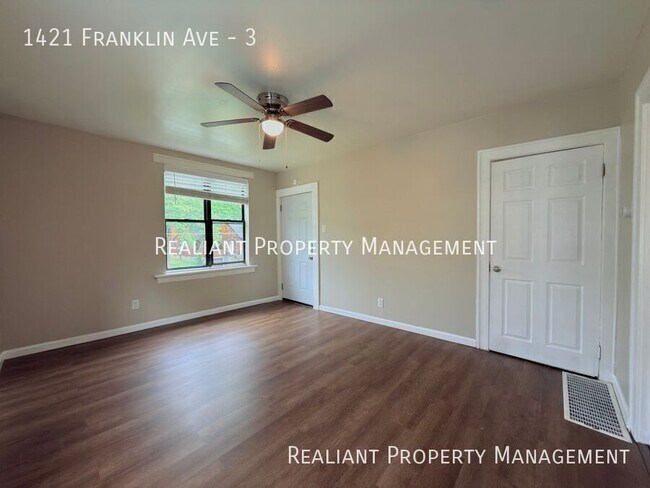 Photo - 1421 Franklin Ave Unidad 3