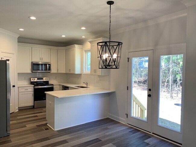 Photo - 821 Trinity Pk Dr