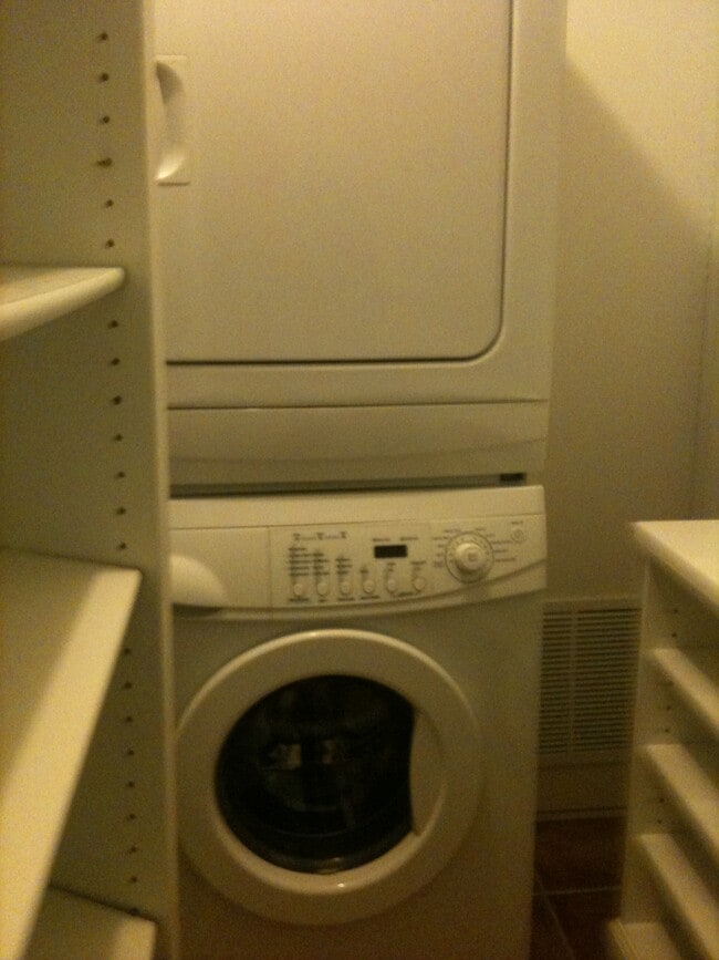 Photo - 76 Haviland Ct Unit Stamford Guest Cottage