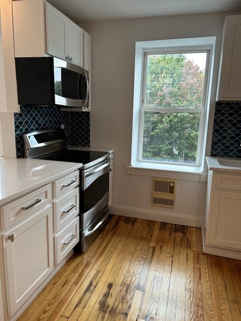 Kitchen Stainless Range & Microwave - 42 Pilgrim Pathway Unit 2 West