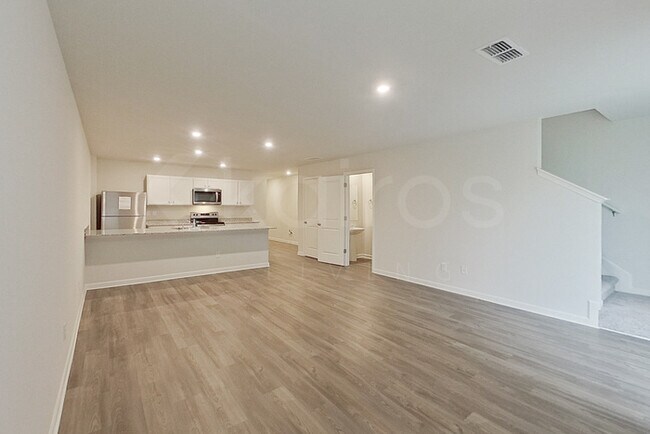 Photo - 345 Ironwood Ct