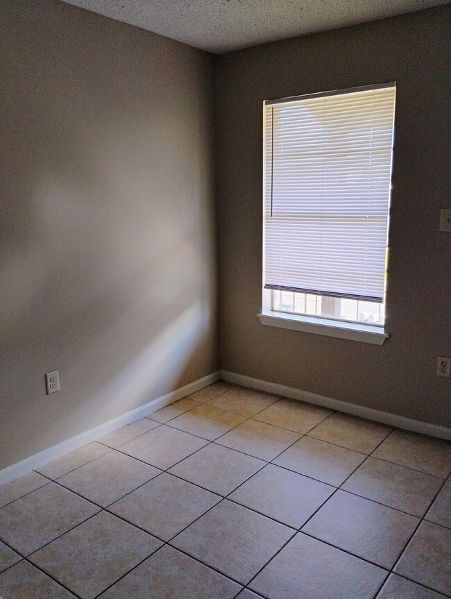 Photo - 1015 Shilo St Unidad D