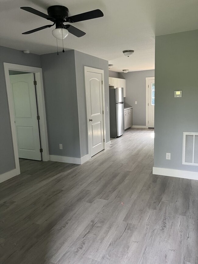 Photo - 1451-1457 Silver City Road Unidad 1451