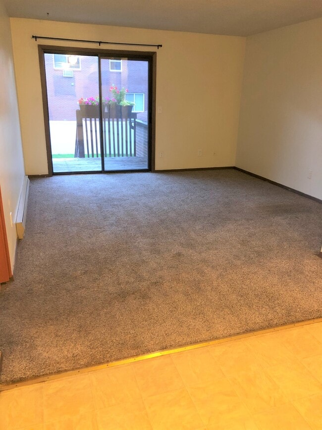 Photo - 1339 Nickel Dr Unit Apt D