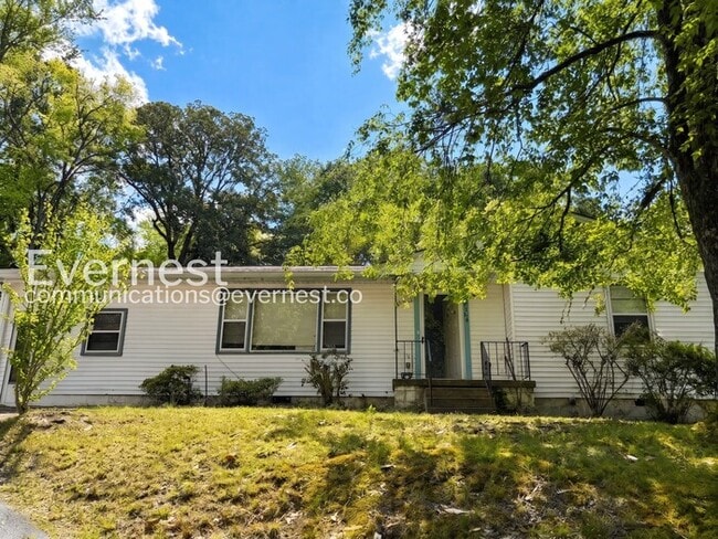 Building Photo - 3744 Thrushwood Dr