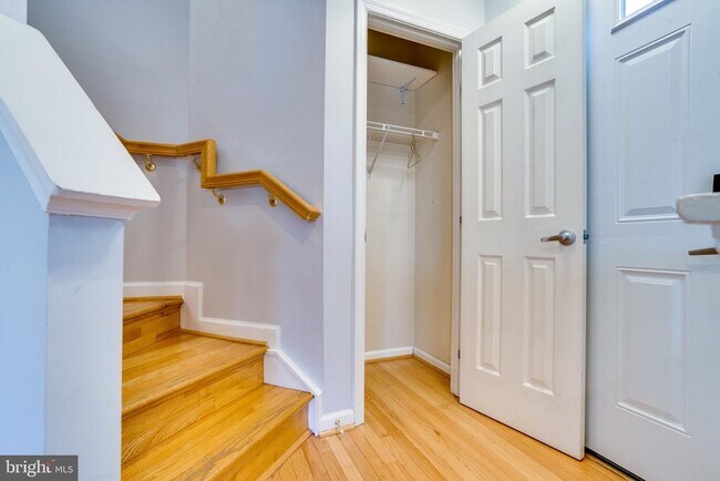 Photo - 4242 Wheeled Caisson Square