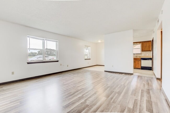 Photo - 406 W Southampton Dr Unit A