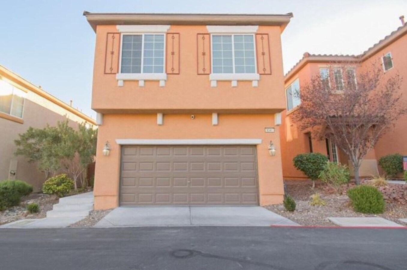 Beautiful 3 Bed / 3 Bath Home in Skyridge Community - Beautiful 3 Bed / 3 Bath Home in Skyridge Community