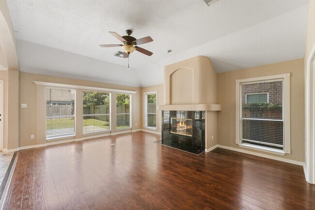 Photo - 6803 Rhodes Ct