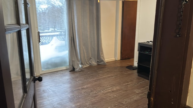 Photo - 24 Mechanic St Unit A