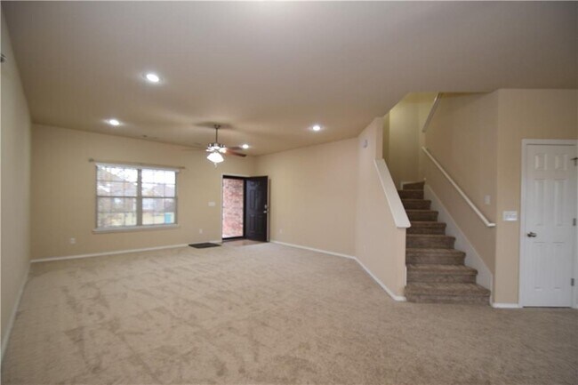 Photo - 2914 N 14th Ct