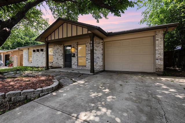 Photo - 920 Ashwood Dr Casa