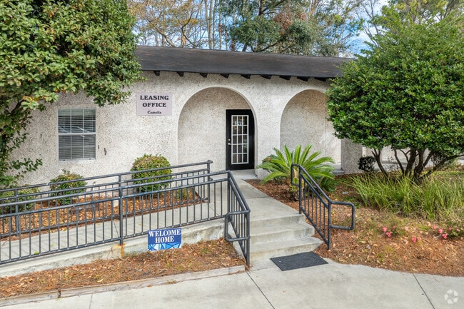 Leasing Office