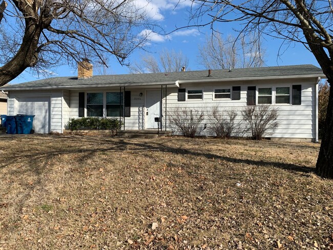 Adorable home ready for a family to move i... - Adorable home ready for a family to move i...