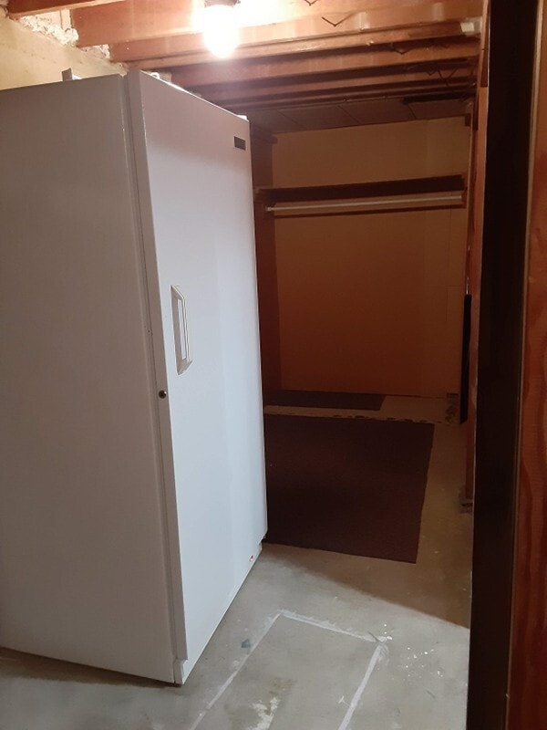 Photo - 628 W 3300 S