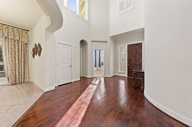 Photo - 15520 Mayflower Trail