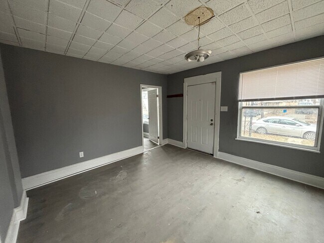 Photo - 3010 Warsaw St Unit Lower