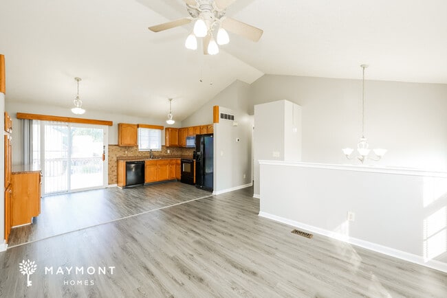 Photo - 3201 Shallow Creek Cir