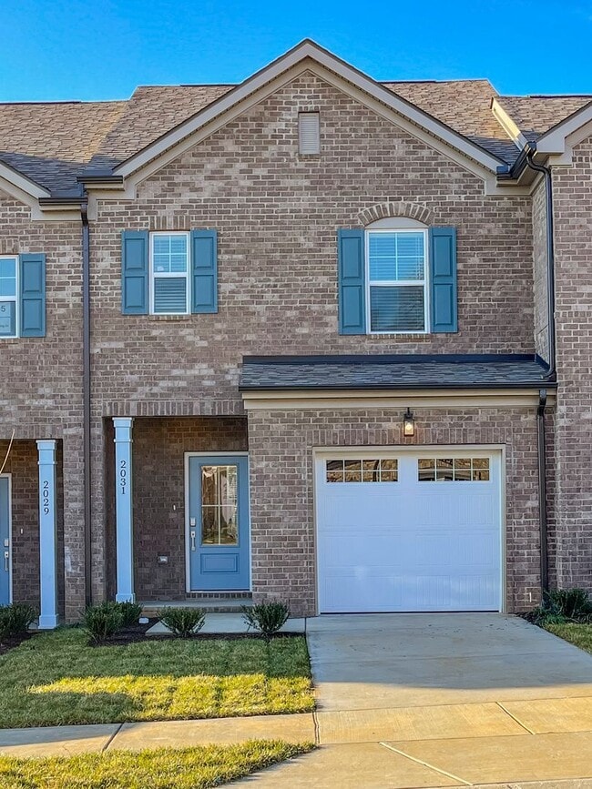 Building Photo - 2031 Sperling Dr
