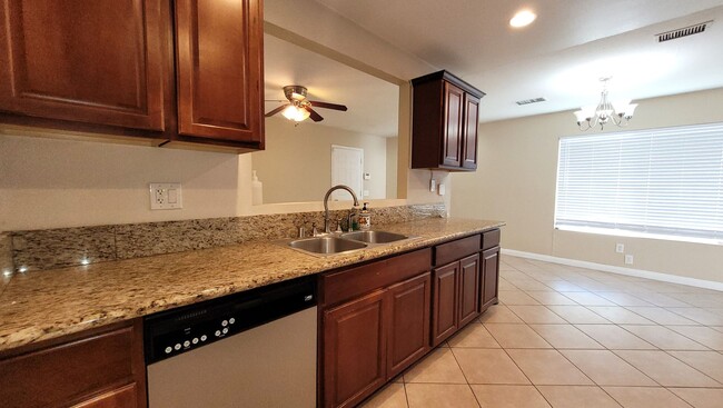 Photo - Popular Escondido Single Story 3 Bedroom Home!