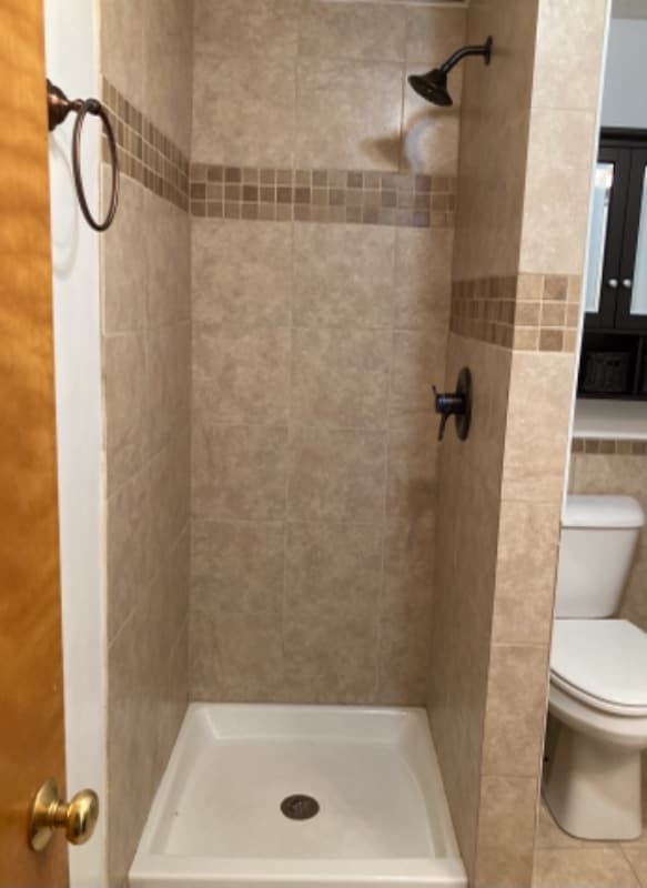 Photo - 201 Democratic Ln